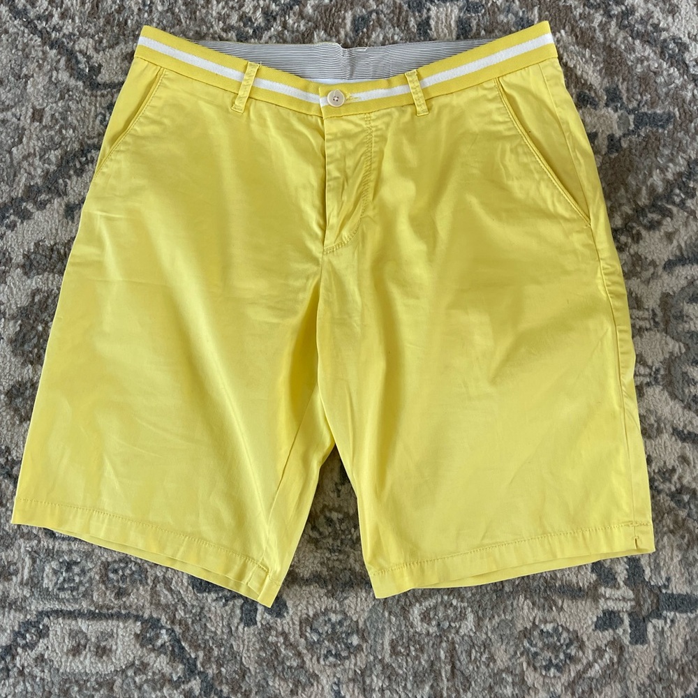 Men’s Hugo Boss 10” casual Golf Shorts . Size 30